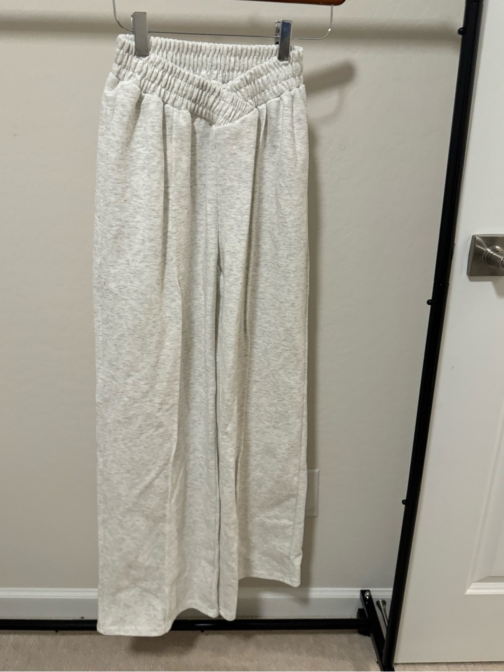 Wide Leg Lounge Pants in Heathered Light Grey